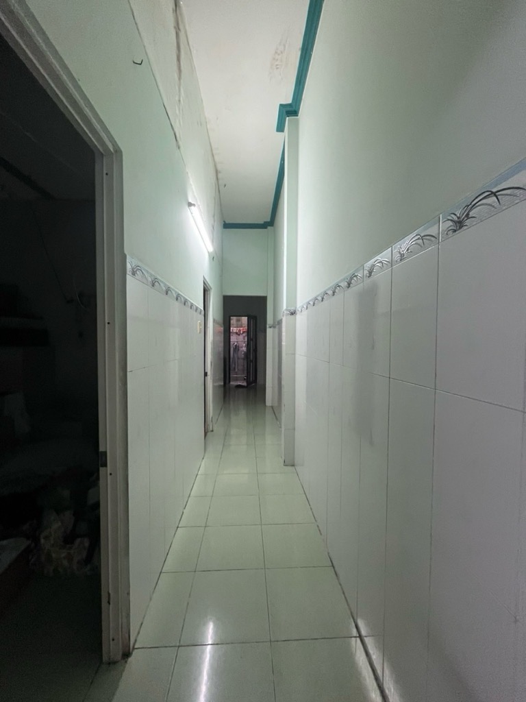 Hàng hiếm tại Chiến Lược, 3,8 tỷ, 60m2, 2PN, 1WC, Bình Tân, HCM