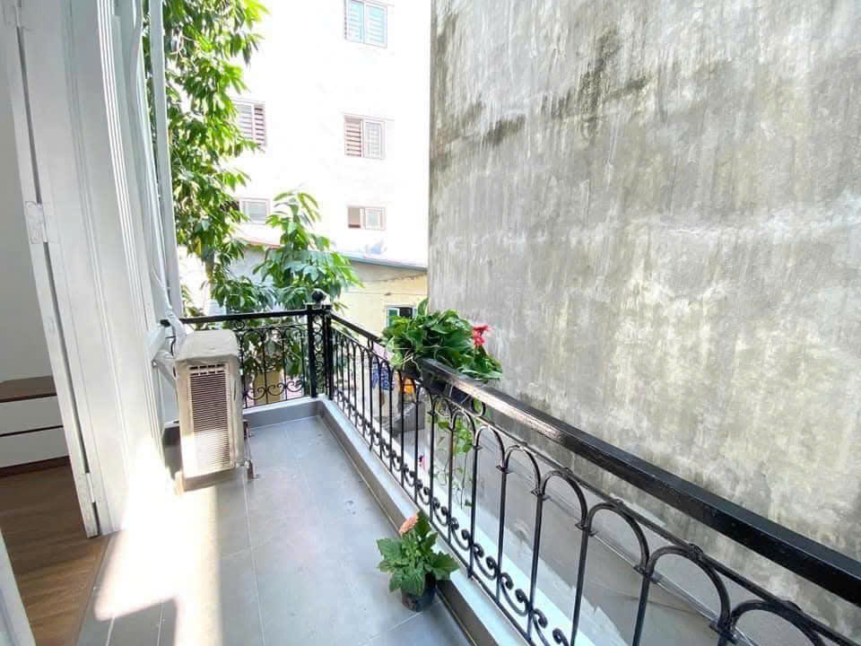 TRUNG KÍNH – 60m2 x 4 T– 4N – 3WC – Khu TT tiện ích ngập tràn