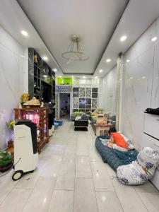 Hạ Giá, Cần Bán Gấp: Bán nhà 1 trệt 1 lầu đường Thích Quảng Đức: 3.5x19m=66m2 - Giá chỉ 7.6 tỷ
