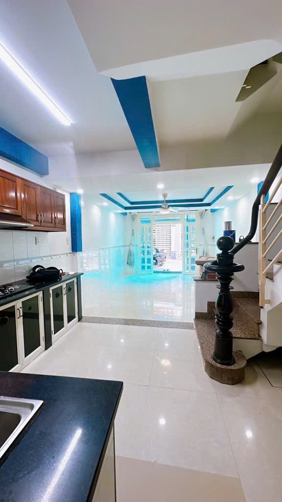BÁN NHÀ HẺM XE HƠI ĐƯỜNG ÂU DƯƠNG LÂN PHƯỜNG 3 QUẬN 8, 4X11, 4 TẦNG BTCT  GIÁ 6 TỶ 3