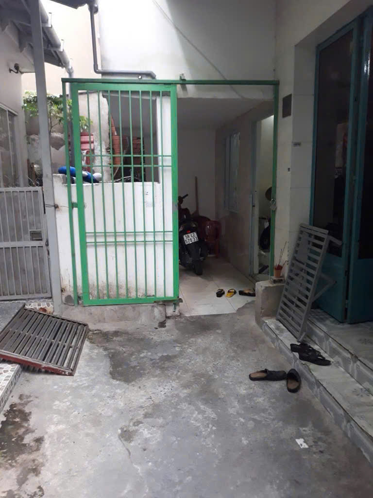 Bán nhà hẻm BA ĐÌNH ngay chợ 43m2 giá 3 tỷ 750