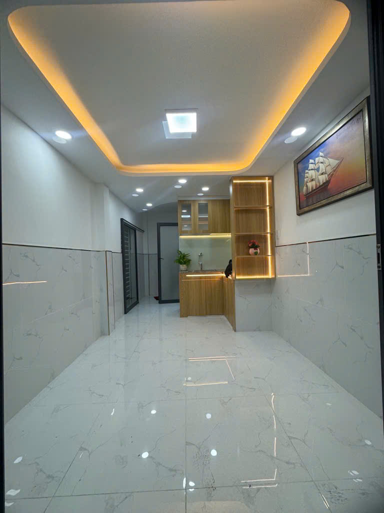 NHỎ NHỎ XINH XINH 16m2 Nhà 3 tầng - Trần hưng đạo P.5 Quận 5 giá 3,18 tỷ