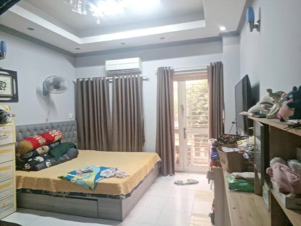 1 ĐỜI CHỦ - MT NHÀ 4 TẦNG 72M2 DƯƠNG BÁ TRẠC PHƯỜNG 1 QUẬN 8 GIÁ CHÍNH CHỦ