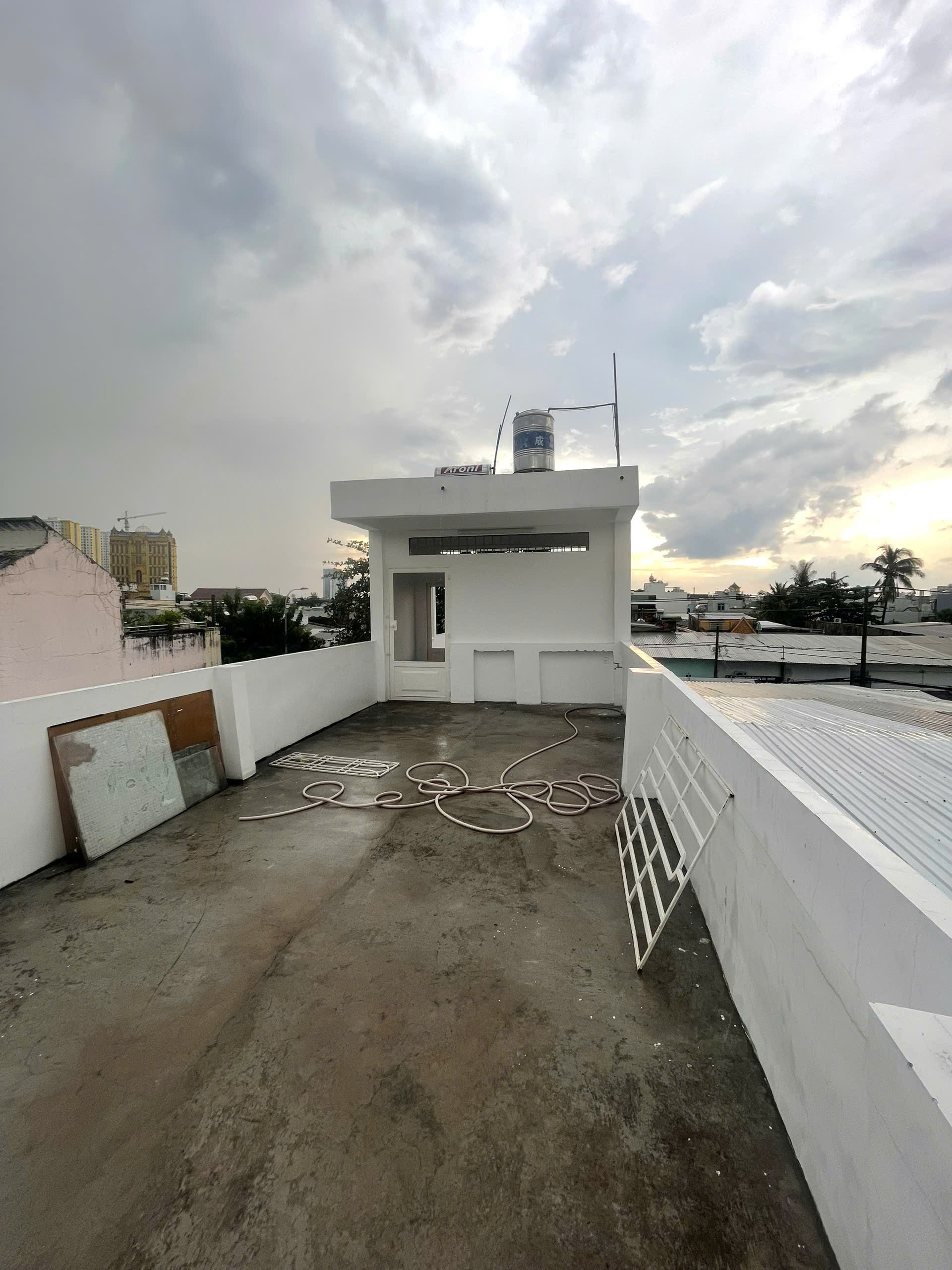 Chủ cần bán gấp _ Nhà MT Phường 16 Quận 8_DTSD133M2_chỉ 8ty nhỉnh (thương lượng)