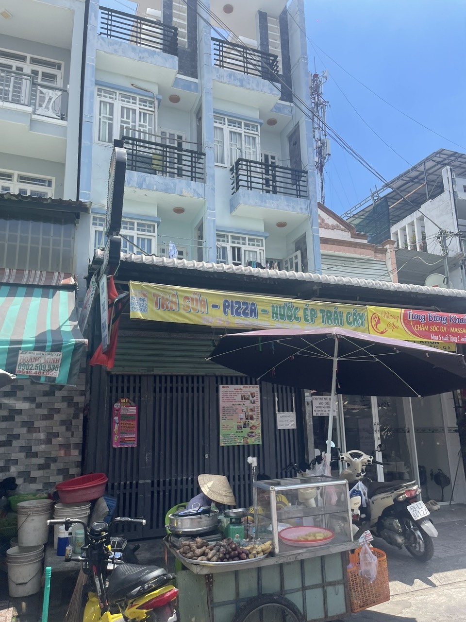 Bán nhà mặt tiền 3 tầng ngay chợ Mai Hắc Đế 65m2 giá 8.x tỷ còn TL