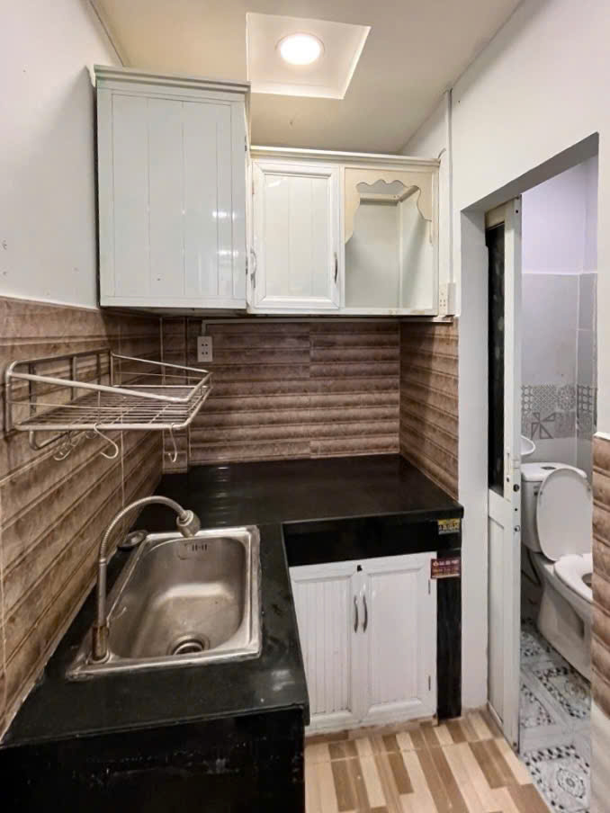 SIÊU PHẨM NHÀ 2 TẦNG SÁT MẶT TIỀN HƯNG PHÚ GIÁ 2 TỶ NHỈNH