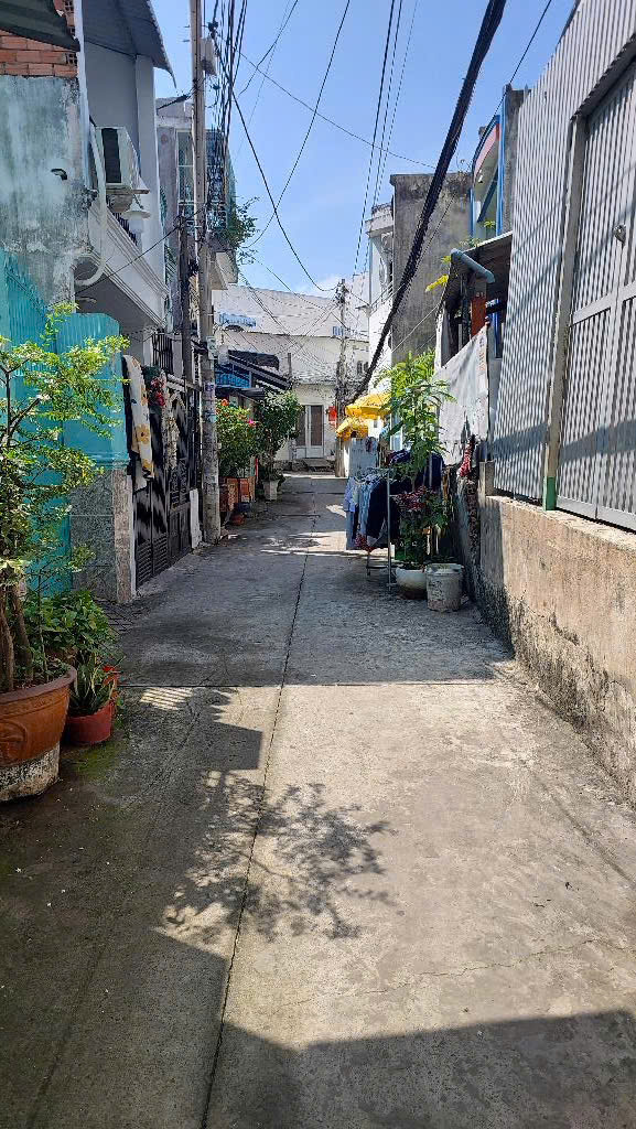 Bán nhà cũ tiện xây mới, 92m2 ngay góc Phạm Thế Hiển giá 4 tỷ nhỉn