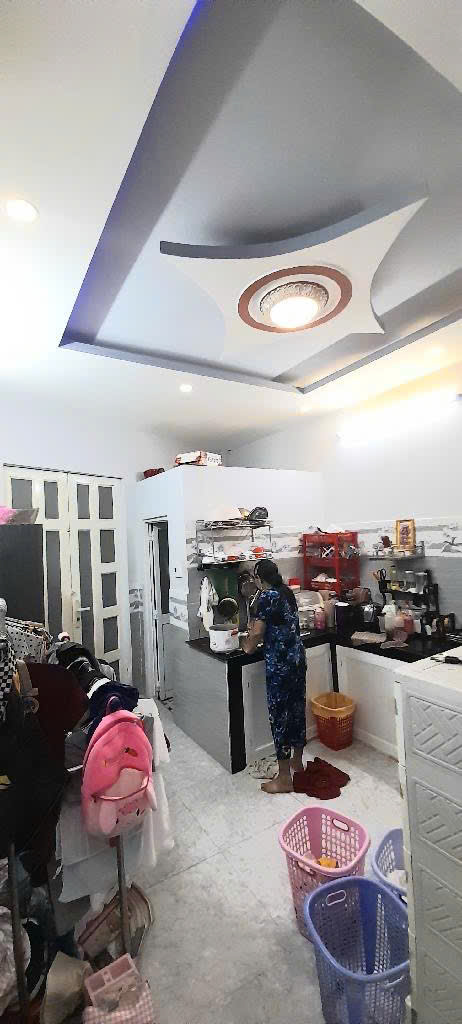 Nhà 2 tầng đúc kiên cố, 1 đời chủ chưa qua đầu tư, ngang 3,5 dài 10m , Lưu hữu phước Q8 giá 2,45 tỷ