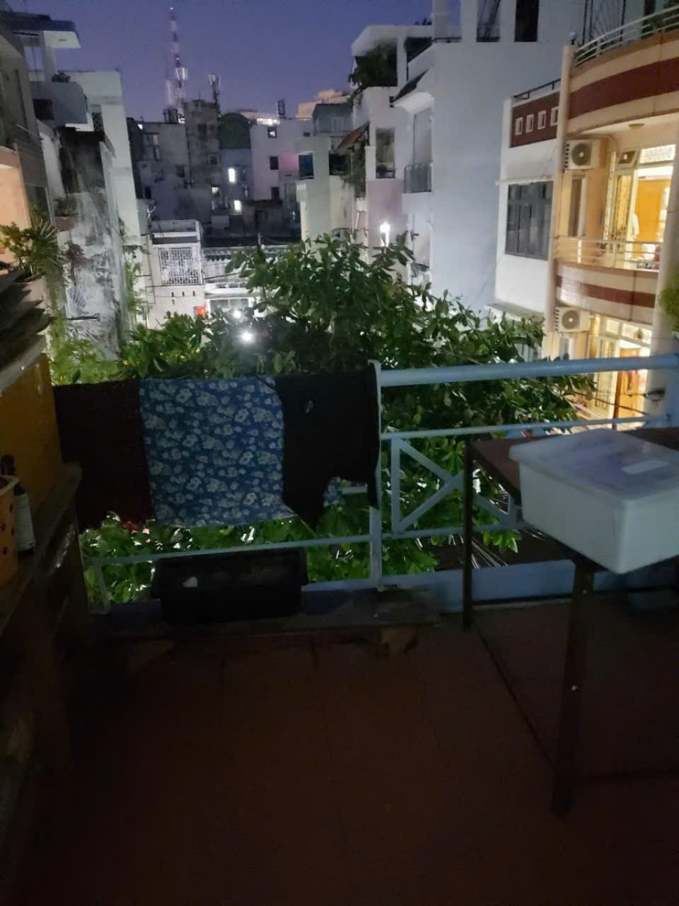 Bán nhà 2 tầng 84m2 hẻm 8m Nguyễn Trãi P2Q5 giá 10 tỷ nhỉn