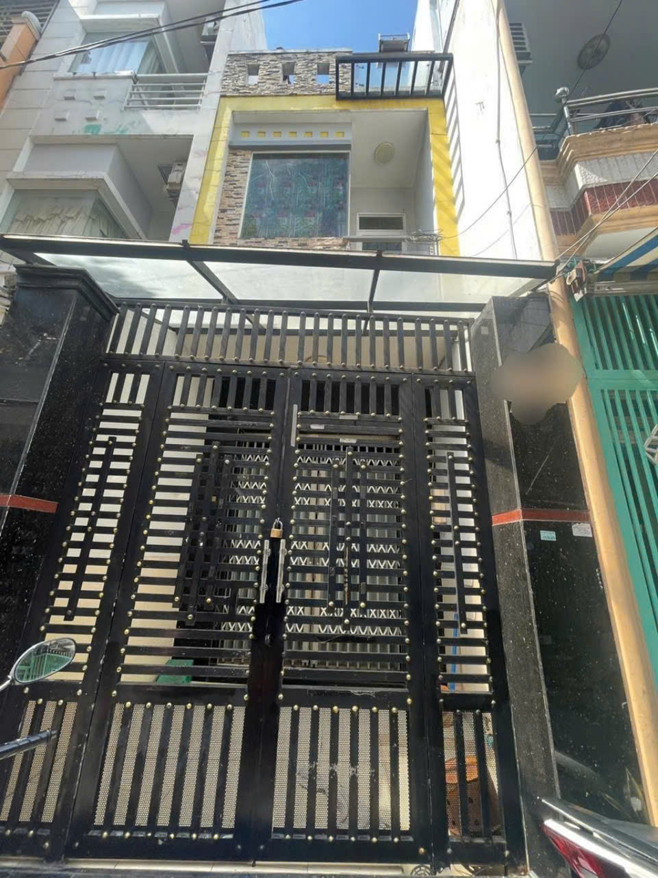 Bán nhà 3 tầng đúc kiên cố giáp Q5, Trần Văn Thành P8Q8 nhỉn 5 tỷ