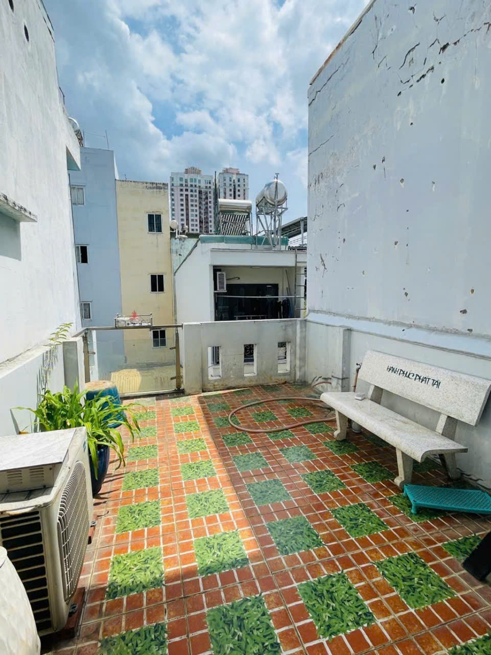 Bán nhà 3 tầng đúc kiên cố giáp Q5, Trần Văn Thành P8Q8 nhỉn 5 tỷ