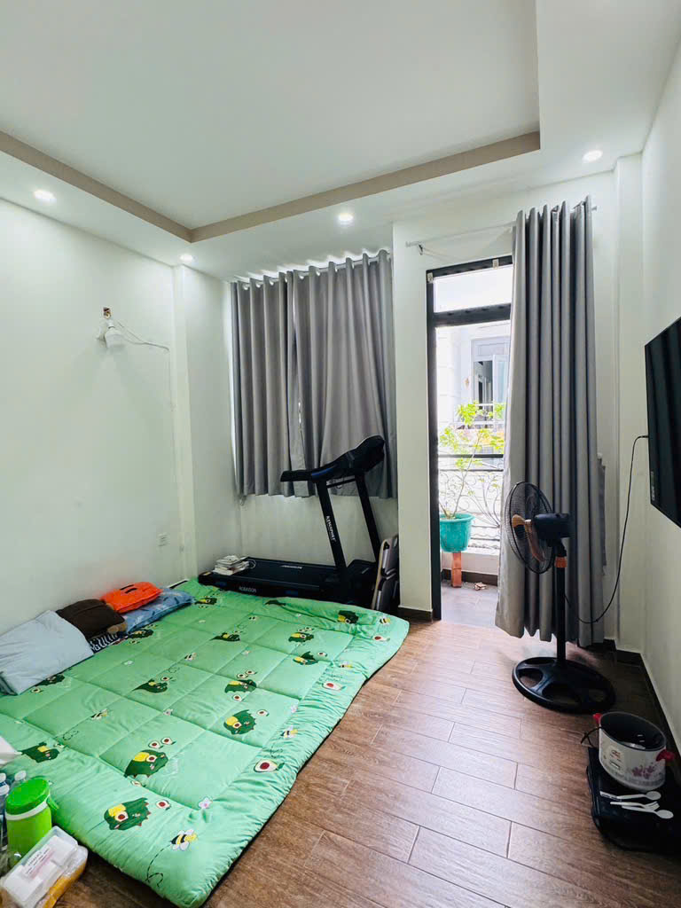 VIP MT hẻm Dương Bá Trạc 4mx12m P1 Quận 8 nhỉn 5 tỷ