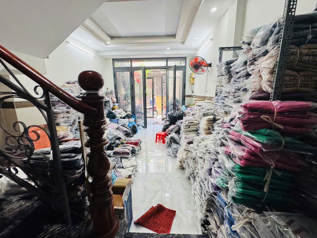 VIP MT hẻm Dương Bá Trạc 4mx12m P1 Quận 8 nhỉn 5 tỷ