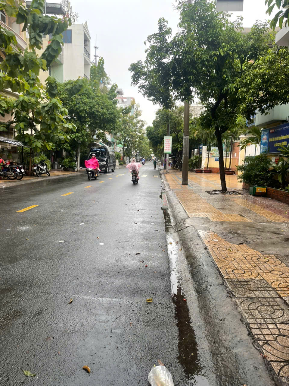 Bán nhà cấp 4 sát MT nguyễn văn đừng Quận 5, 8 tỉ còn TL