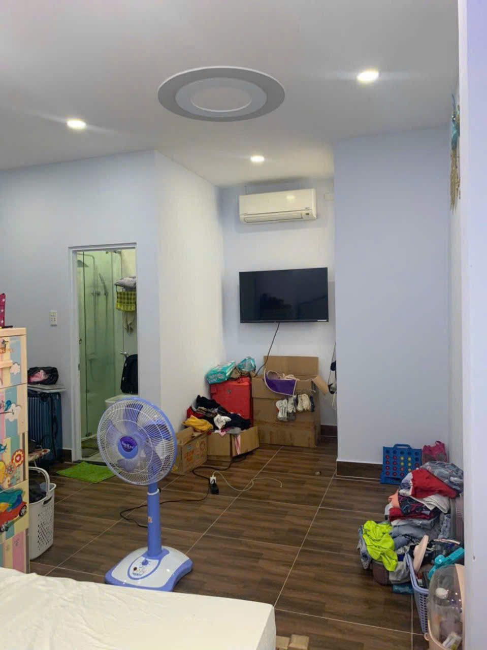 Bán nhà 4 tầng cách 1 căn mặt tiền Hoàng Sa Quận 1 giá 7 tỉ nhỉn