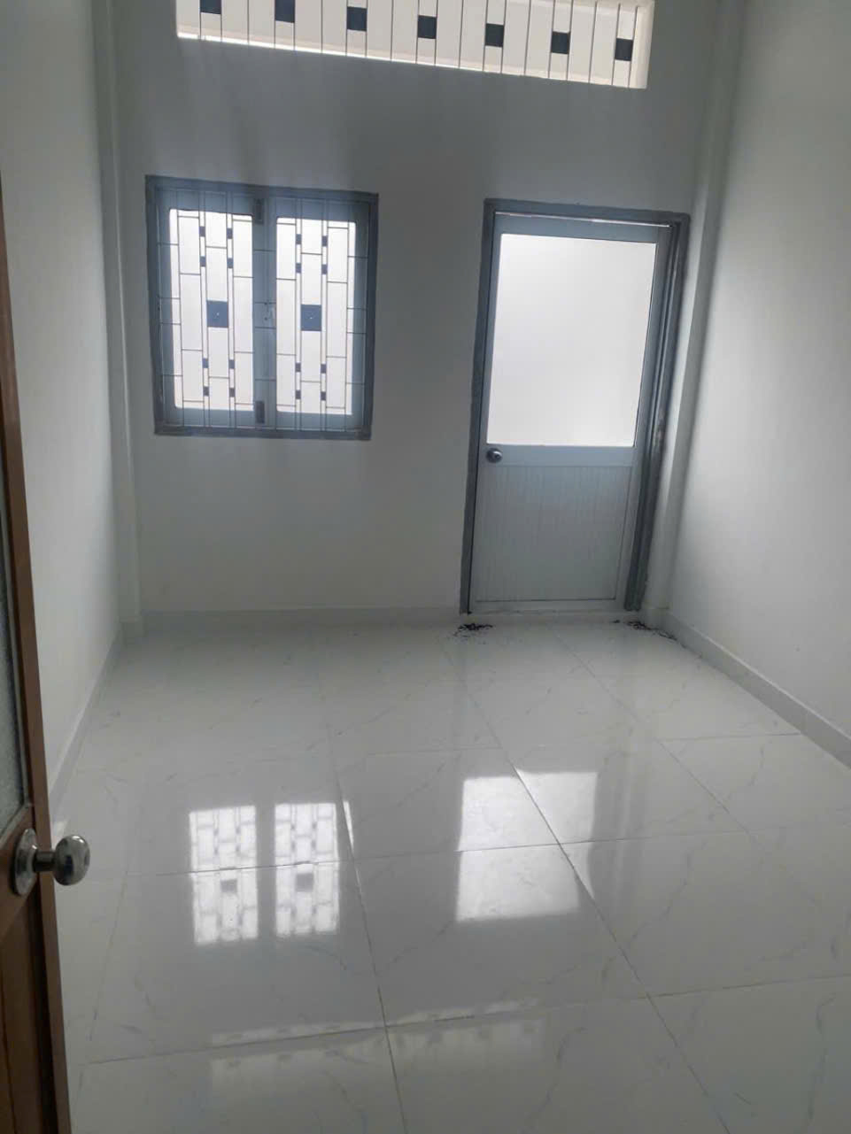 Mặt tiền chợ nhà 3 tầng Nguyễn Chế Nghĩa bán gấp Quận 8