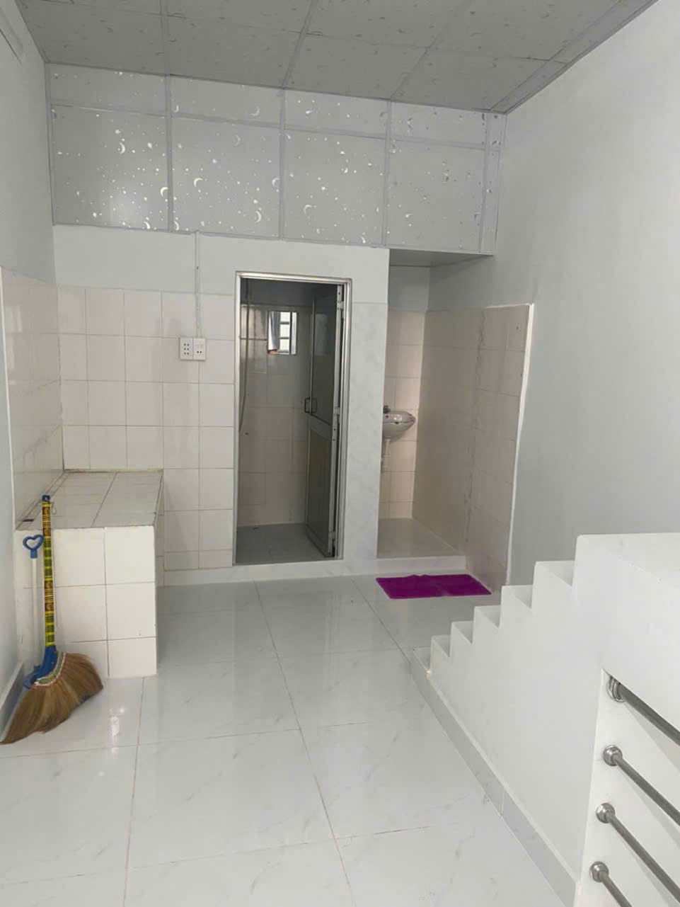 Mặt tiền chợ nhà 3 tầng Nguyễn Chế Nghĩa bán gấp Quận 8