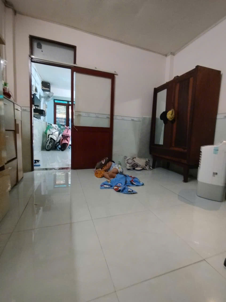 Nhà cũ tiện xây mới 62m2 gần đường chính Tạ quang bửu Quận 8