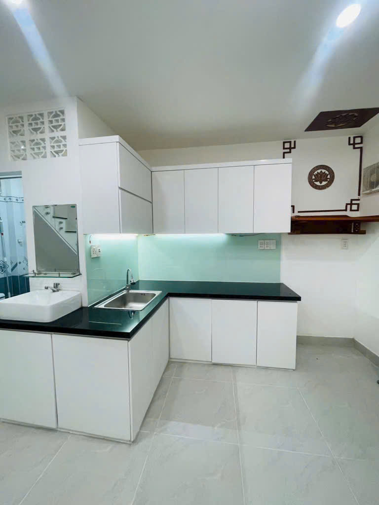 NHÀ MỚI LENG KENG 2 Tầng Trần Xuân Soạn Quận 7 giá 2250