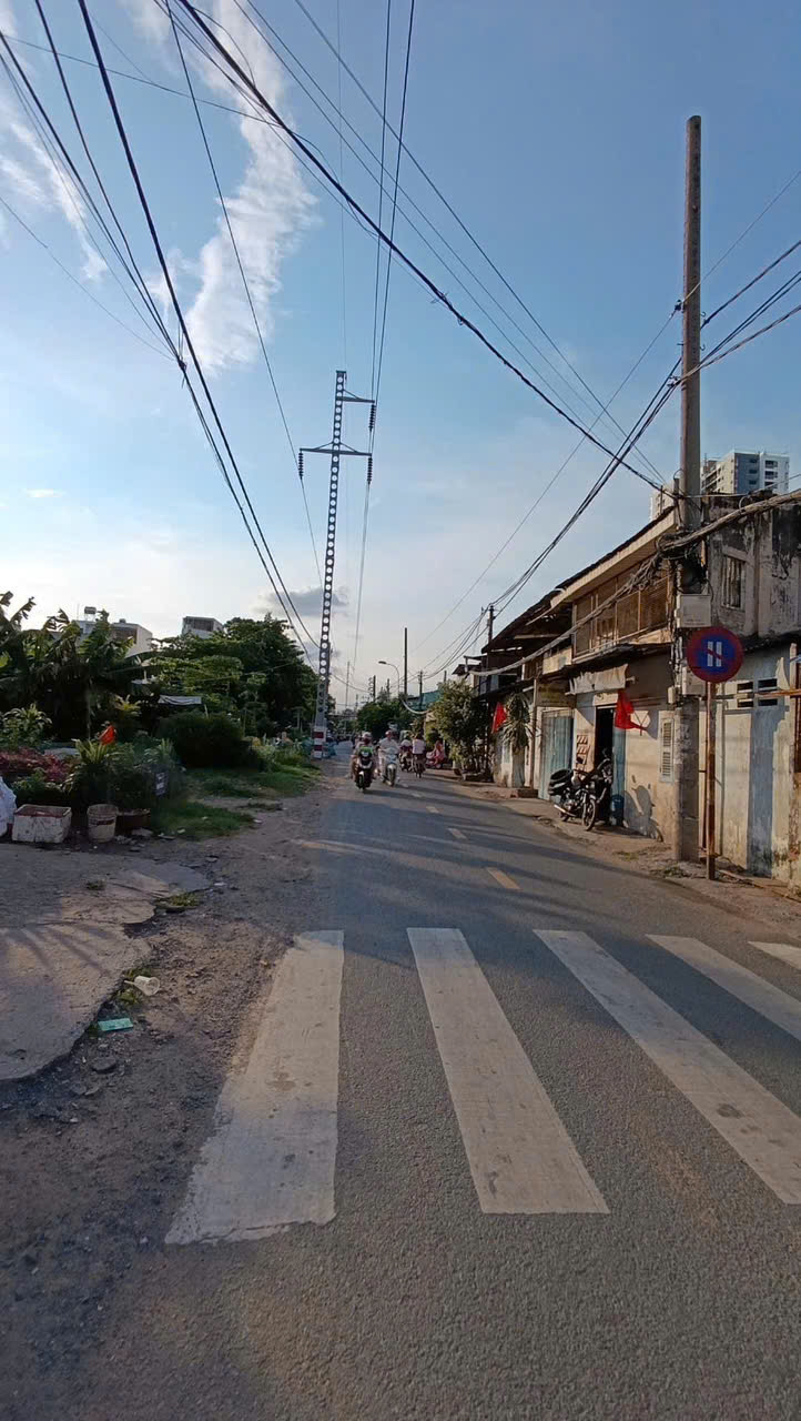 Bán gấp nhà cũ 62m2 Hoài Thanh P14 Q8 giá 4600 còn TL