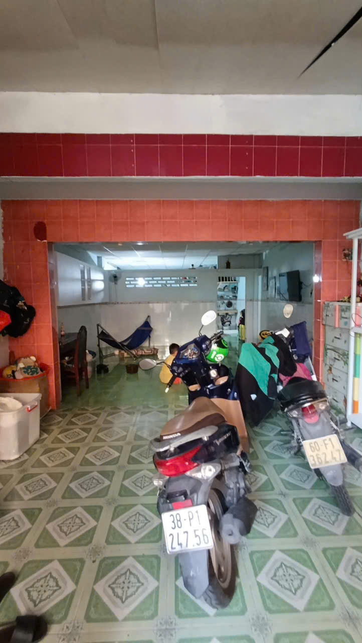 Bán gấp nhà cũ 62m2 Hoài Thanh P14 Q8 giá 4600 còn TL