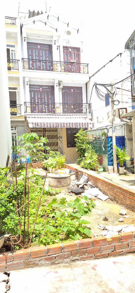 Bân gấp lô đất 3,8x13m Lưu hữu phước Quận 8 giá 3,2 tỉ nhỉnh