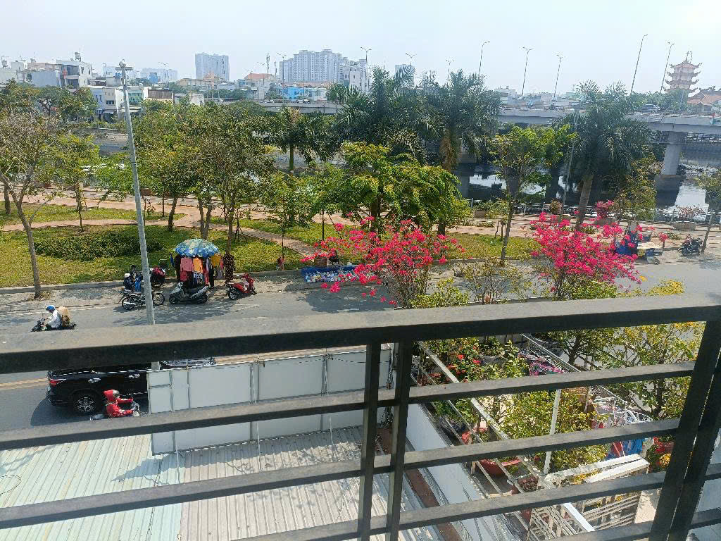 Bán gấp nhà MT (4x20)m  nguyễn văn luông Quận 6  giá tốt