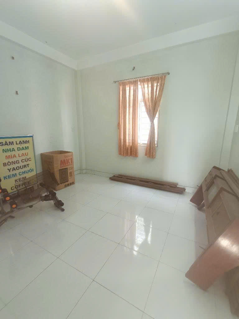 Bán gấp nhà MT (4x20)m  nguyễn văn luông Quận 6  giá tốt