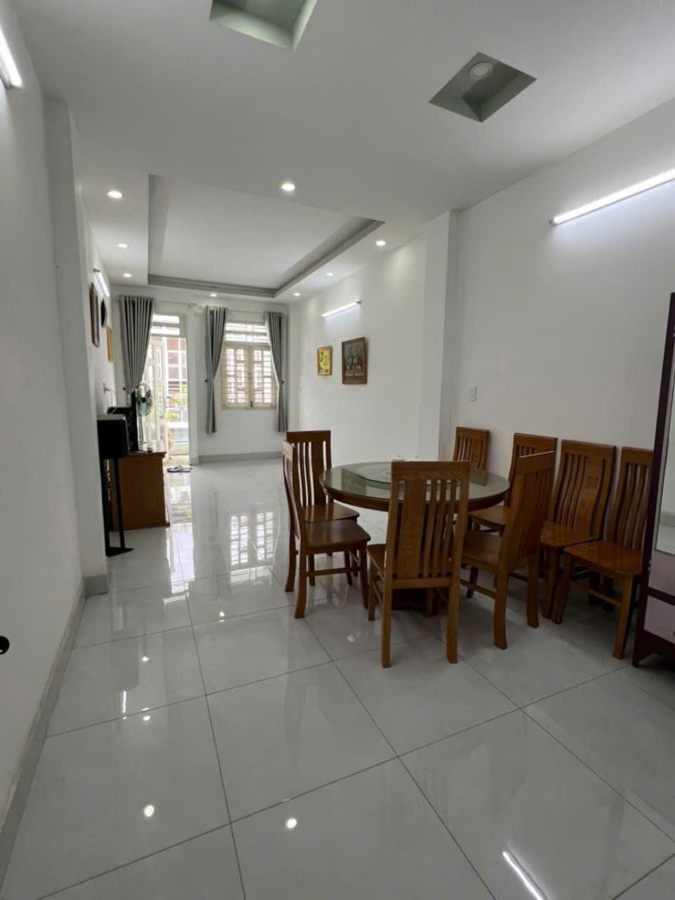 Bán gấp Mặt tiền cao xuân dục P12Q8 giá 11 tỉ