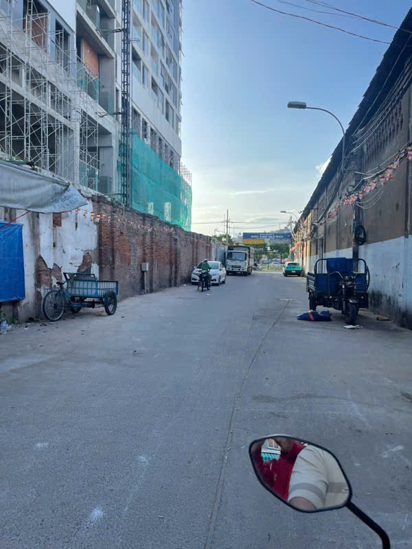 Nhà đẹp 4 tầng 68m2 - Bình đông Quận 8 - Gía 5,35 tỉ