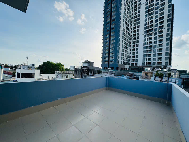 Nhà đẹp 4 tầng 68m2 - Bình đông Quận 8 - Gía 5,35 tỉ