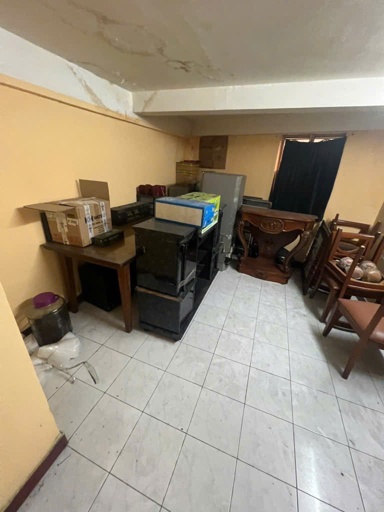 Bán nhà mặt tiền Quận 5 An Dương Vương giá 12 tỷ nhỉnh