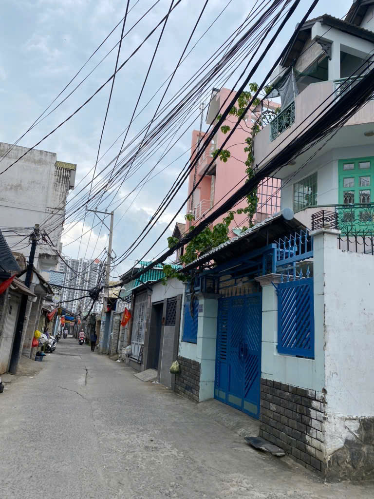 Bán gấp nhà 5 tầng hẻm xe tăng - Phạm hữu lầu Quận 7 - giá 7,5 tỉ