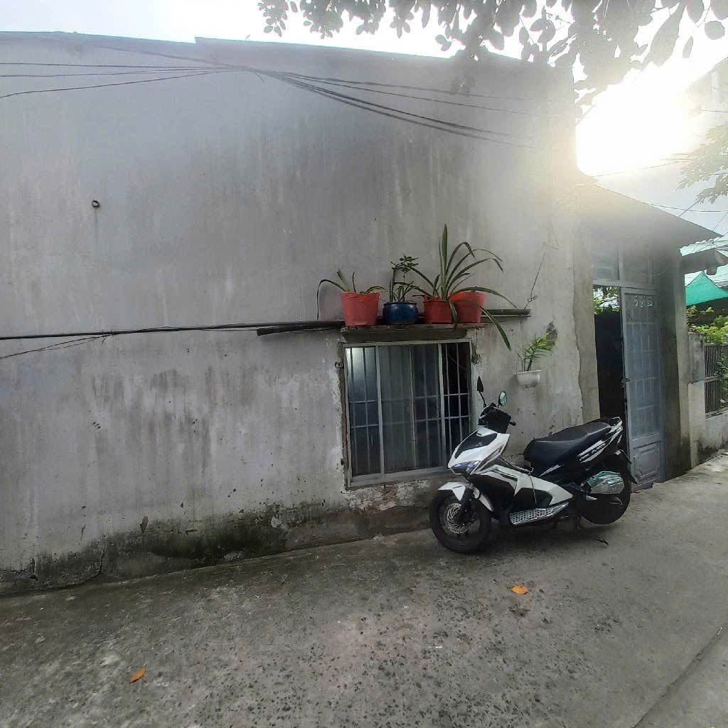 Bán gấp nhà cấp 4 Lương văn can P15Q8 45m2 giá 2,8 tỉ