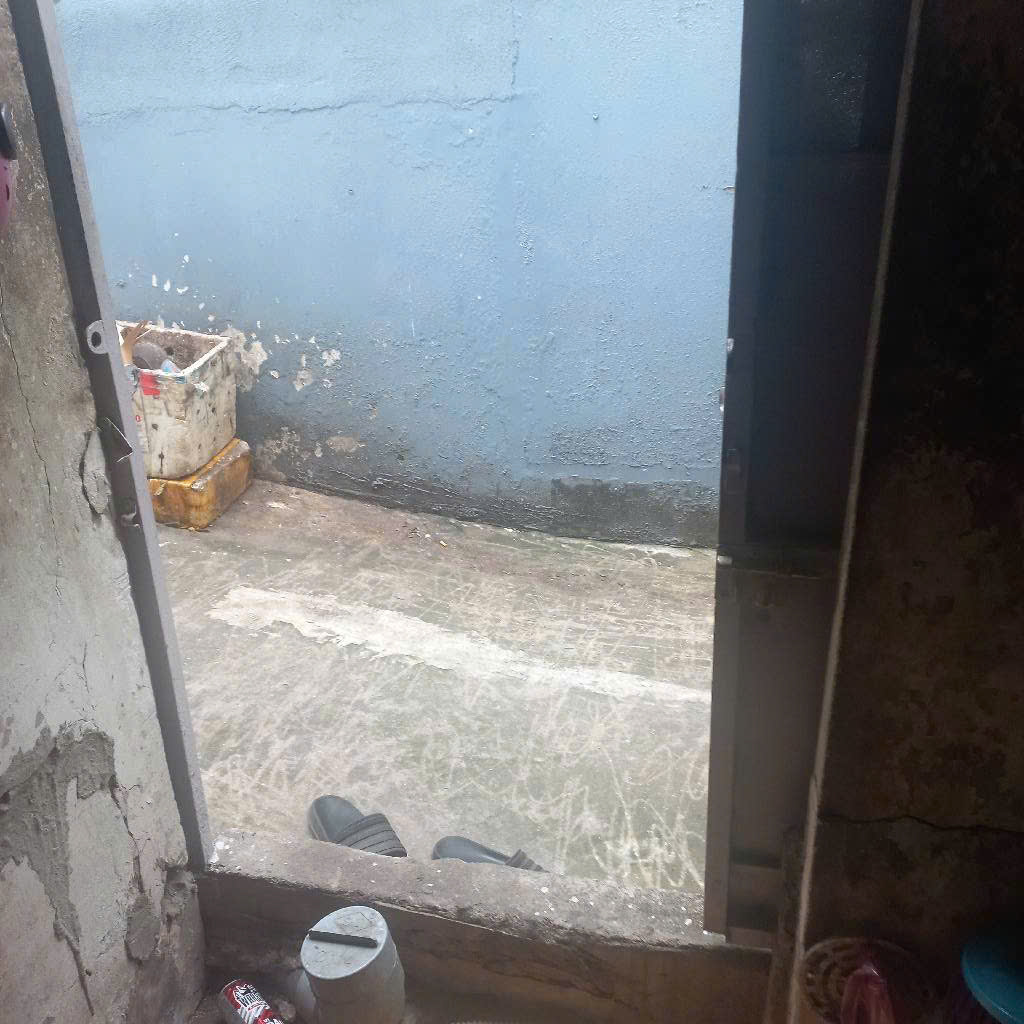 Bán gấp nhà cấp 4 Lương văn can P15Q8 45m2 giá 2,8 tỉ