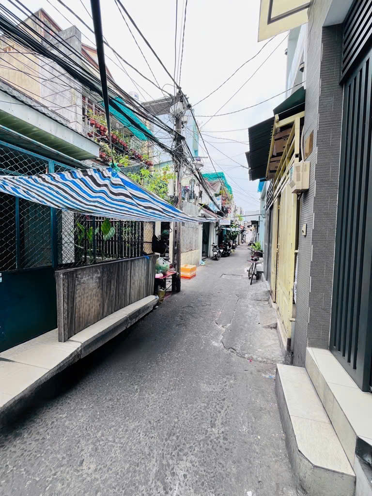 Nhà cũ tiện xây mới 94m2 Phạm thế hiển Phường 4 quận 8 giá 7.2 tỉ còn TL