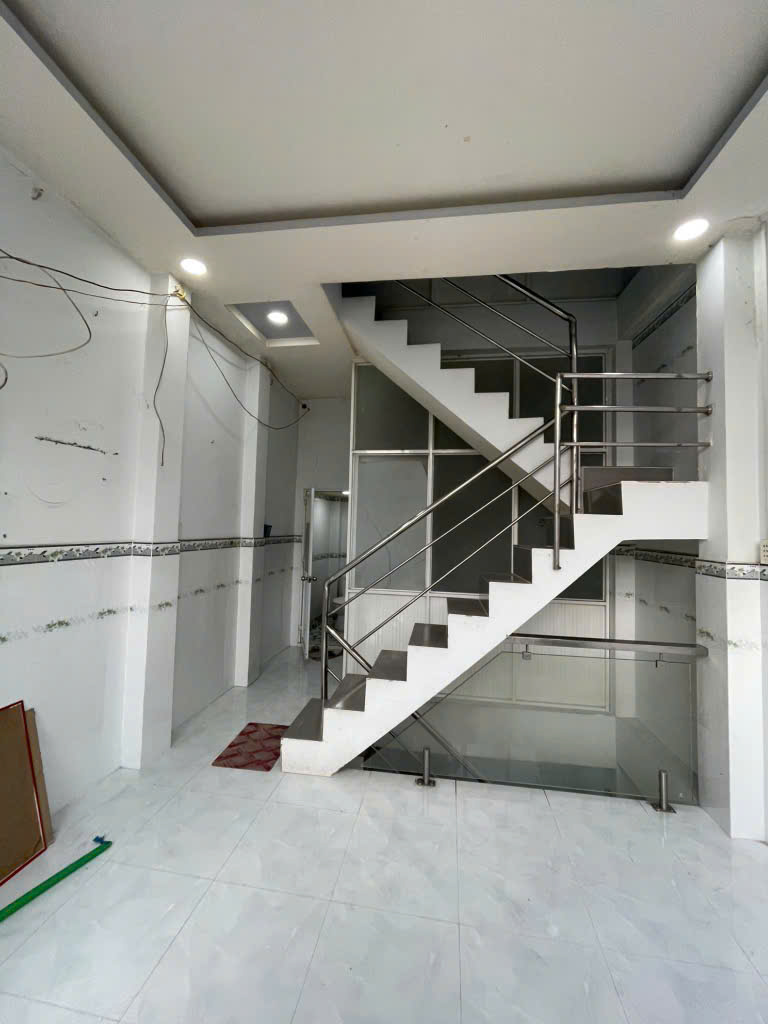 Bán nhà mặt tiền Quận 8 ngang 3.9m x 9m giá 4,55 tỉ