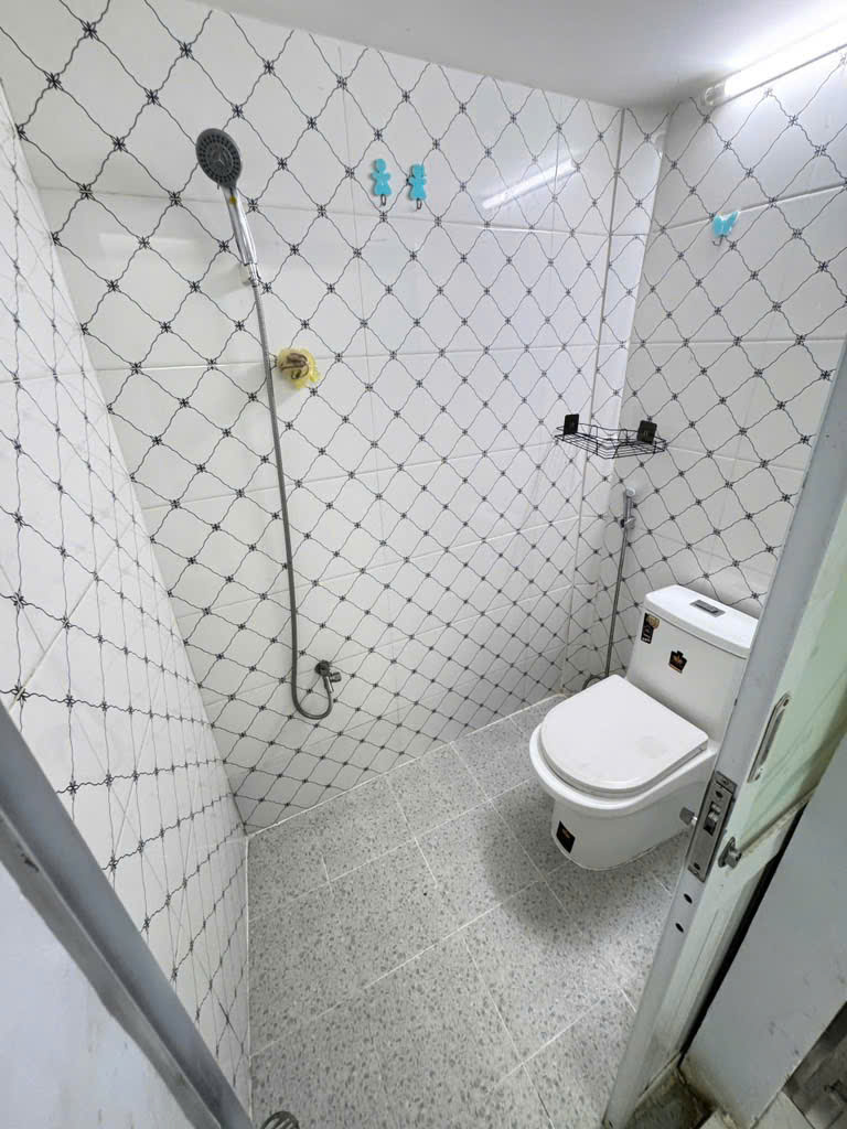 Bán gấp nhà quận 6 Mai xuân thưởng giá 2,4 tỷ còn thương lượng