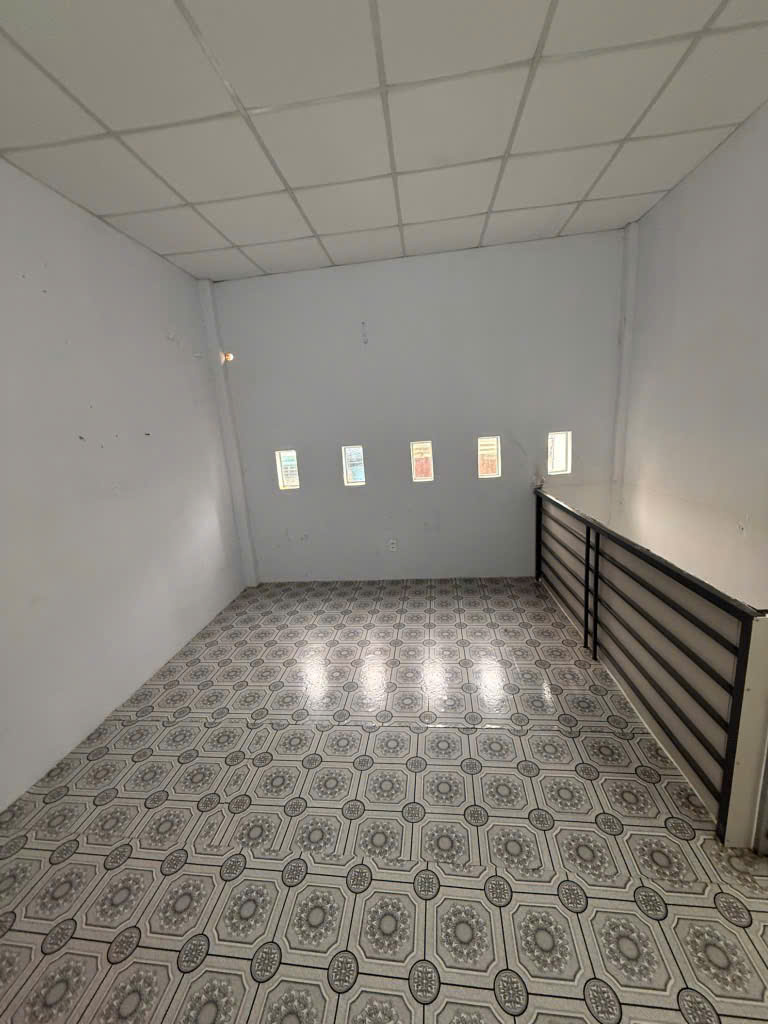 Bán gấp nhà quận 6 Mai xuân thưởng giá 2,4 tỷ còn thương lượng