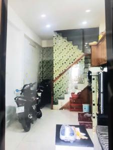 BÁN NHÀ BTCT 3 TẦNG CÁCH 1 CĂN LÀ ĐƯỜNG Ô TÔ TẠ QUANG BỬU QUẬN 8 - 4 TỶ CÒN TL