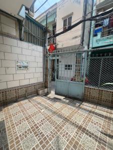 Nhà hẻm ô tô sát MT Bình Đông Quận 8 giá 2,9 tỷ còn TL