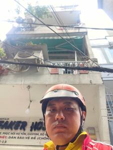 Một căn ra mặt tiền đường Lê Hồng Phong, 64m2 nhà 4 tầng giá 10 tỉ nhỉn