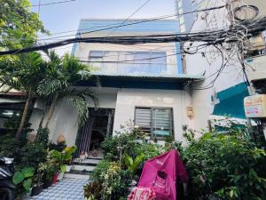 Nhà đẹp 2 tầng diện tích khủng 188m2 Quận 8 giá 9.9 tỷ