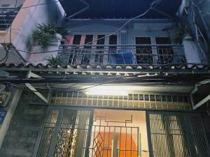 Bán gấp nhà 2 tầng đúc kiên cố (4x9)m Lâm Văn Bền Q7 giá 4.4 tỷ