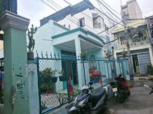 Nhà cũ tiện xây mới, 155m2 Huỳnh tấn phát Q7 giá 10 tỉ