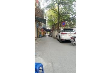 Bán gấp nhà Tứ Hiệp, 45m2, 2.75 tỷ, 2 thoáng, ô tô 5m.