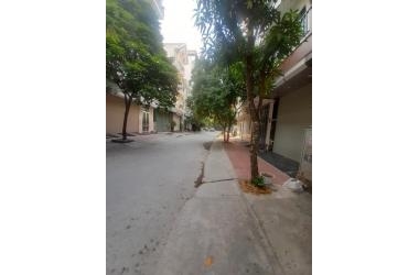 Hót! Đất dịch vụ Mỗ Lao, 5,5 tỷ, kinh doanh, 2 mặt đường, lh0967897269.