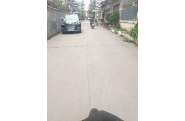Cực hót! Bán nhà Ngọc Hồi, 55m2, 3.6 tỷ, lô góc, ô tô tránh.