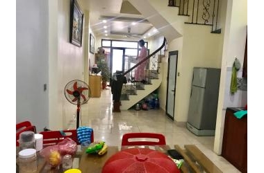 Bán nhà Phùng Hưng, 65m2, nhỉnh 4 tỷ, ô tô tránh, 2 thoáng.