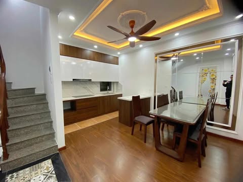 BÁN NHÀ MỚI CẦU GIẤY, OTO CÁCH 10M